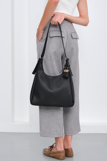 Guts Charmlı Salaş Omuz Çantası