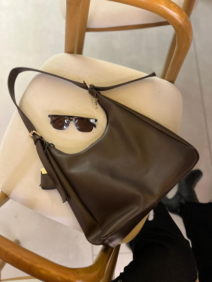 Guts Charmlı Salaş Omuz Çantası